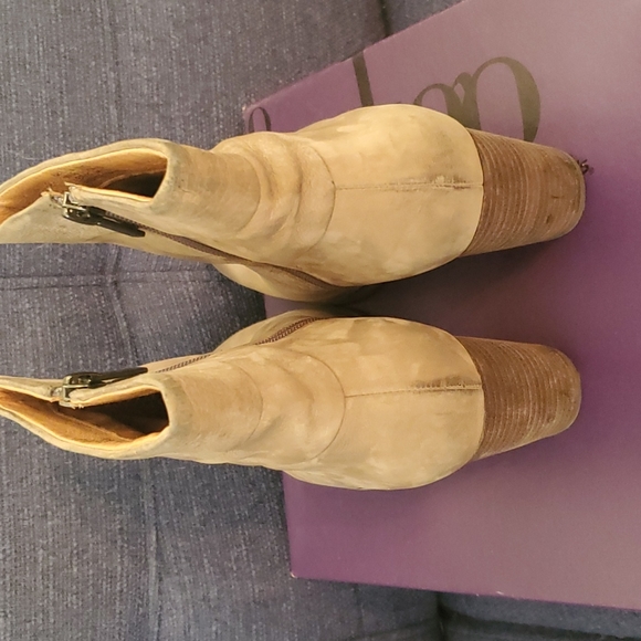 Booties - Picture 4 of 7